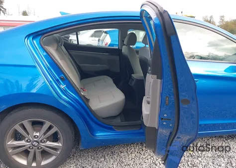 2017 Hyundai Elantra Se z USA, uszkodzony, nr VIN 5NPD84LF4HH066504